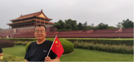 要像爱自己的父母那样爱老百姓（一）