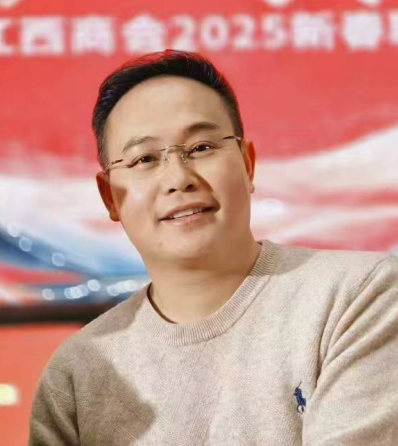 贵州中酒门酒业有限公司创始人赖鹏先