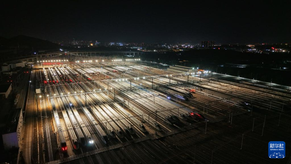 全国铁路1月26日起实行新的列车运行图