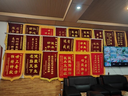 滇鹿三十载·鹿缘济世情 ——郭国康与滇鹿品牌发展历程纪实